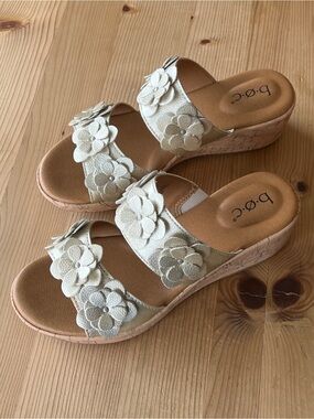 b.o.c. Two-Band Floral Wedge Sandals - Sz 7